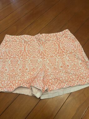White & Peach Pattern High-Waist Shorts | Size 8 Lightweight Summer